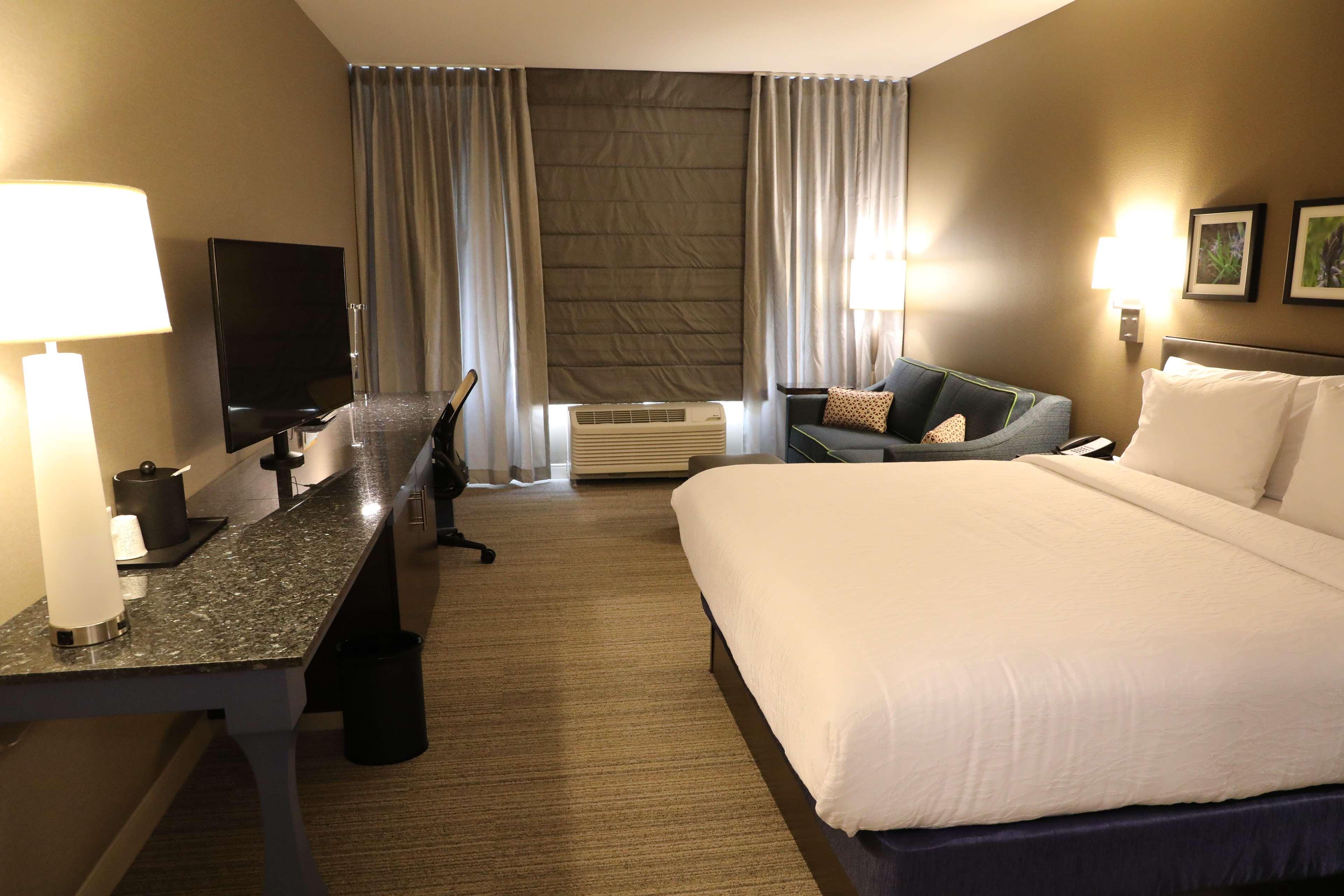 Hilton Garden Inn Austin Airport מראה חיצוני תמונה