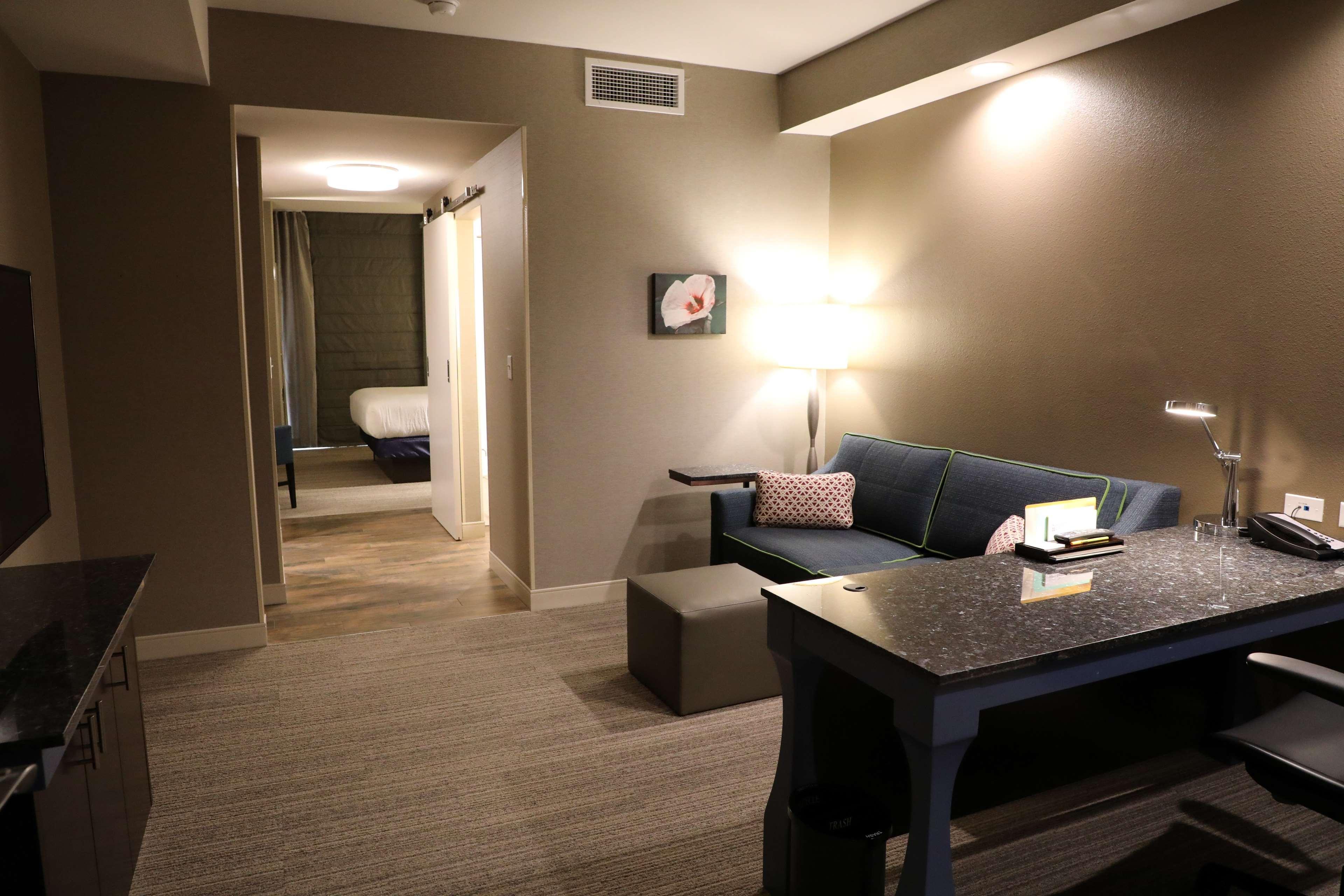 Hilton Garden Inn Austin Airport מראה חיצוני תמונה