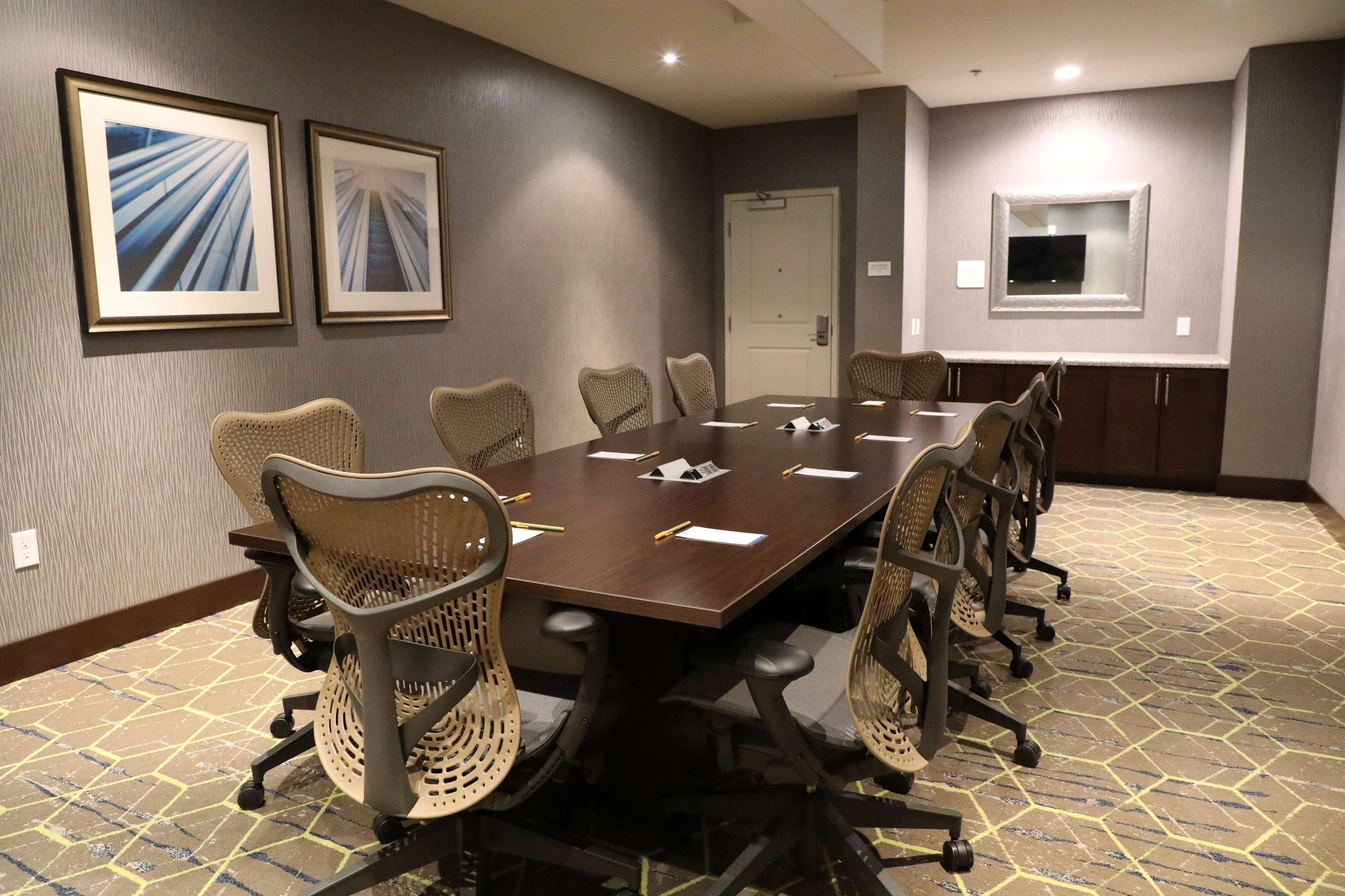 Hilton Garden Inn Austin Airport מראה חיצוני תמונה
