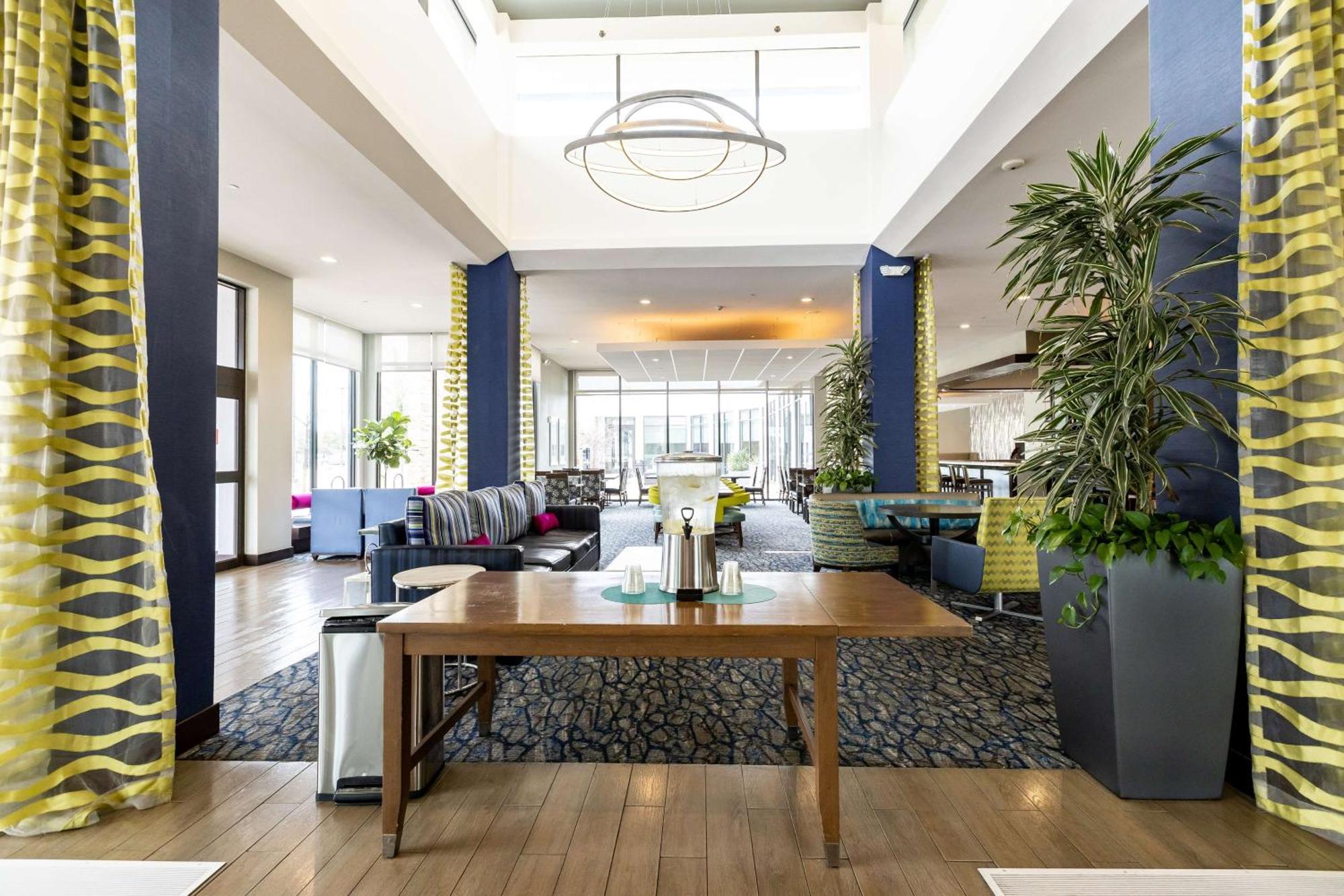 Hilton Garden Inn Austin Airport מראה חיצוני תמונה